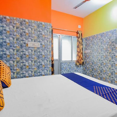 Spot On 74542 Aarav Hotel Jādabpur Екстериор снимка