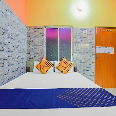 Spot On 74542 Aarav Hotel Jādabpur Екстериор снимка
